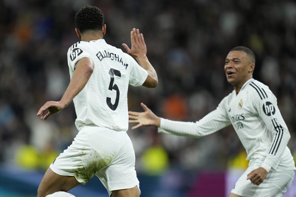 中超爭冠組第18輪山東魯能6-3河北華夏幸福 圖雷梅開二度格德斯扳平分數.